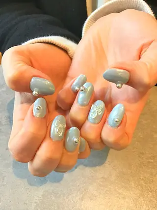 ネイル Nest 岩崎のネイルデザイン