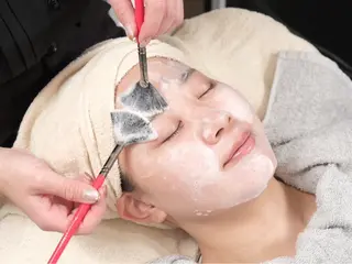 White labo 🇰🇷REIの眉毛・アイブロウイメージ