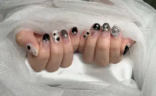 ネイル Roi〈ロワ〉 Minakoのネイルデザイン