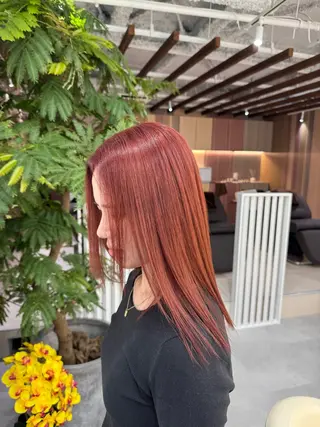 ミディアム R BEAUTY MAIのヘアスタイル