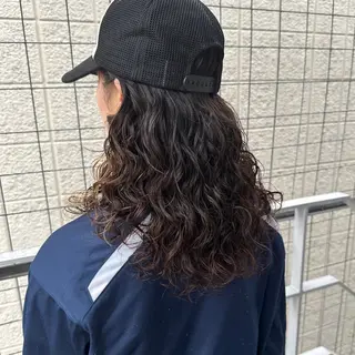 ロング パーマ FBeauty 青山店所属・パーマ特化美容師 表参道のヘアスタイル