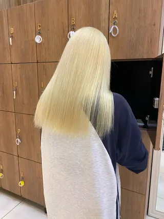 ロング カラー riho/ブリーチ/ デザインカラー/辻堂のヘアスタイル