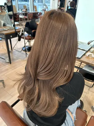 ロング 🎀大竹美侑／顔まわ りカット／レイヤーのヘアスタイル