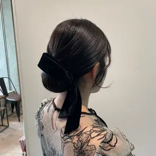 セミロング ヘアアレンジ 透明感カラー×ヘア アレンジ🪽しおりのヘアスタイル