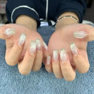 ネイル MHR nailのネイルデザイン