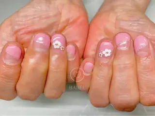 ネイル BABELバベル所属・江戸川橋✨BABEL 【バベル】大人可愛いのネイルデザイン