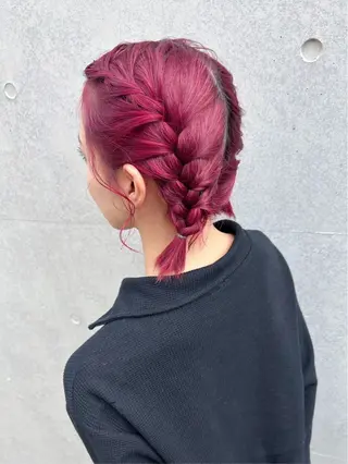 セミロング karin ボブハイトーンのヘアスタイル