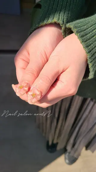 ネイル and Nのネイルデザイン