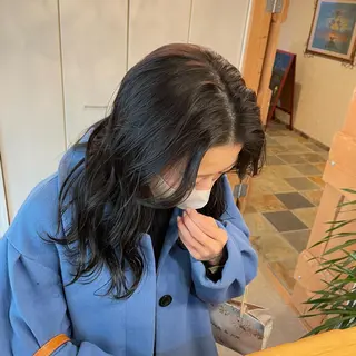 セミロング カラー 🌼RIKA🌼レデ ィース専門💖のヘアスタイル