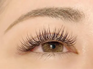 マツエク・マツパ アイデザイナー Key（ケイ）の眉毛・アイブロウイメージ