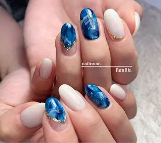 ネイル -nailroom- familiaのネイルデザイン