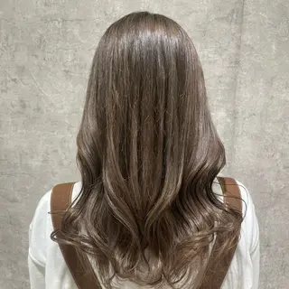 ロング 夏向/ハイトーン /パーマのヘアスタイル