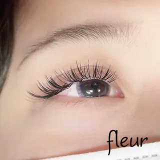 マツエク・マツパ アイラッシュサロンfleur🍀所属・🍀fleur🍀 束感/ワンホン/杉浦のマツエク・マツパデザイン