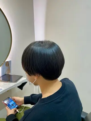 ショート 韓国🇰🇷艶髪 ケアカラーSHURIのヘアスタイル