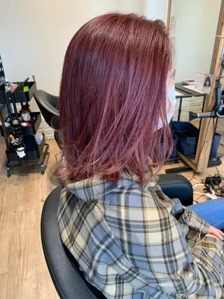 ミディアム カラー 大久保 隆蔵のヘアスタイル