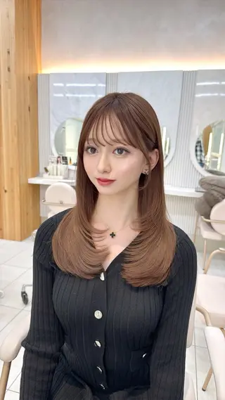 セミロング レイヤーカット/ 顔まわり/アオイのヘアスタイル