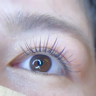 マツエク・マツパ une 石橋阪大前・ 箕面・池田・蛍池のマツエク・マツパデザイン