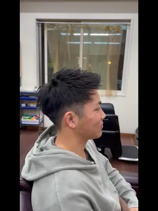 ショート パーマ メンズ メンズパーマ 赤司 泰樹のヘアスタイル