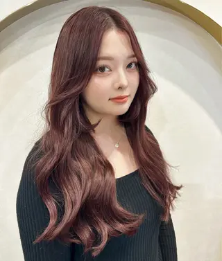 ロング カラー 大阪ヘアカラー ブリーチmarinaのヘアスタイル