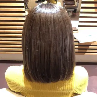 ミディアム カラー 坪内 麻里子のヘアスタイル