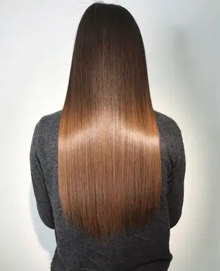 ロング FRANKFLOWERbyENLACE所属・福政 日菜多のヘアスタイル
