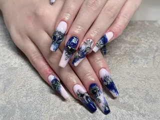 ネイル Rola kira nail salon所属・Rola kira 麗のネイルデザイン