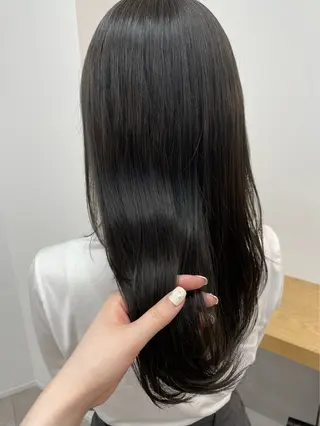 ロング カラー 澤 佑華 🎀 透明感カラーのヘアスタイル