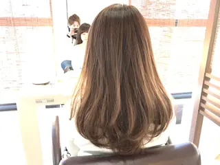 セミロング カラー 似合わせ/代表 髪質改善/山田将大のヘアスタイル