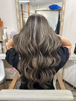 ショート カラー Fbeauty所属・ブリーチ koheiのヘアスタイル