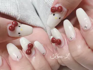 ネイル 芦辺 香奈のネイルデザイン