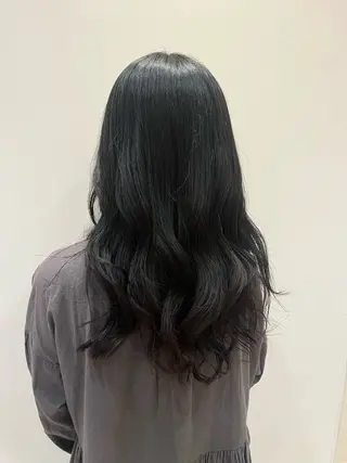 ロング ii+U 銀座【アイユーギンザ】所属・Hikaru 銀座美容師のヘアスタイル