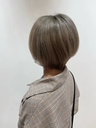 ショート カラー 🐺ウルフ/レイヤー 似合わせ‎🤍沙羅のヘアスタイル