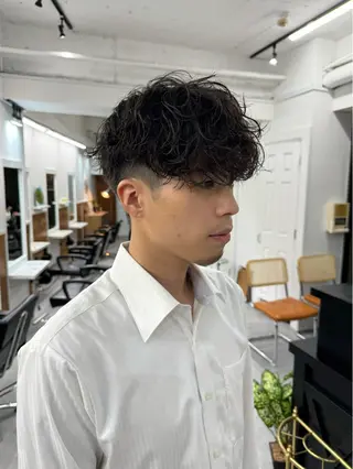 パーマ メンズ シャドウパーマ/ 波巻パーマYu-Kiのヘアスタイル