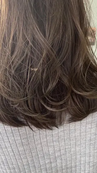 ミディアム カラー 中村 瑞希のヘアスタイル