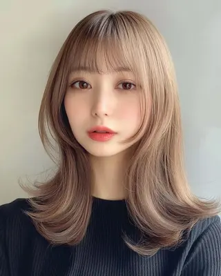 セミロング くびれレイヤー 🌻秋月　日向🌻のヘアスタイル