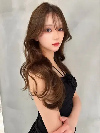 セミロング カラー Lond roseのヘアスタイル