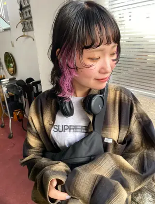 ミディアム カラー qiie ワンカラー ダブルカラーのヘアスタイル