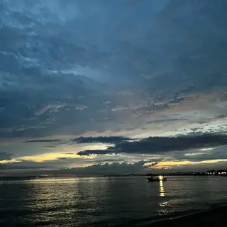 TIDEHAIR SHIHOのヘアスタイル