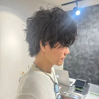 メンズ 表参道フェザーパーマ ニュアンスパーマのヘアスタイル