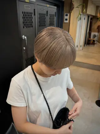 ショート INORI🐳/艶カ ラー/レイヤーカットのヘアスタイル