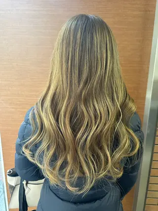 ロング カラー GO TODAY SHAiRE SALON 銀座店所属・畦地 泰世のヘアスタイル