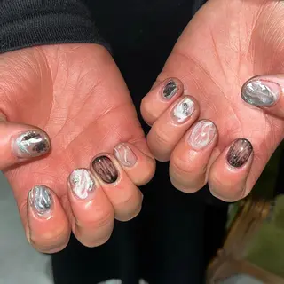 ネイル 🪐富島彩夏 /海外nail🪐のネイルデザイン