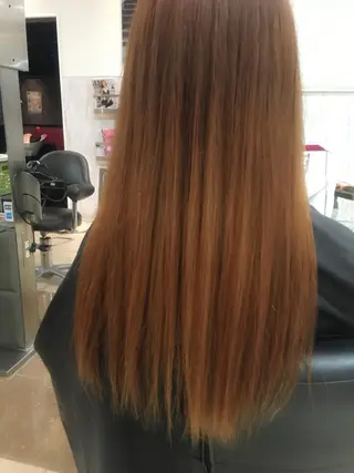 ロング カラー 斎藤 みくのヘアスタイル