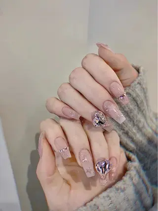 ネイル 菲菲ネイルサロン所属・FF フィフィネイルサロンのネイルデザイン