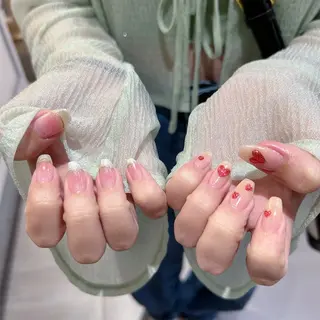 ネイル 長瀬 瑠霞のネイルデザイン