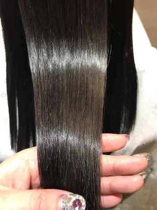 ミディアム カラー 髪質改善×矯正🫧 韓国ヘアasamiのヘアスタイル