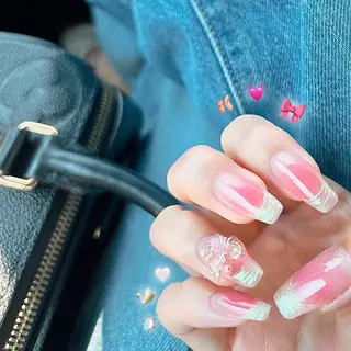 ネイル Arowa 伊田のネイルデザイン