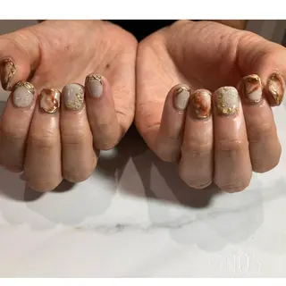 ネイル 園 寛子 （ネイリスト）のネイルデザイン