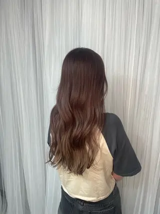 ロング 手塚 由佳のヘアスタイル