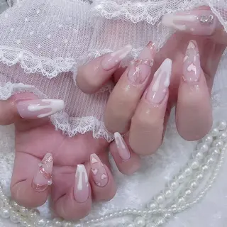 ネイル MINAMI໒꒱ Y2K、韓国ガーリーのネイルデザイン